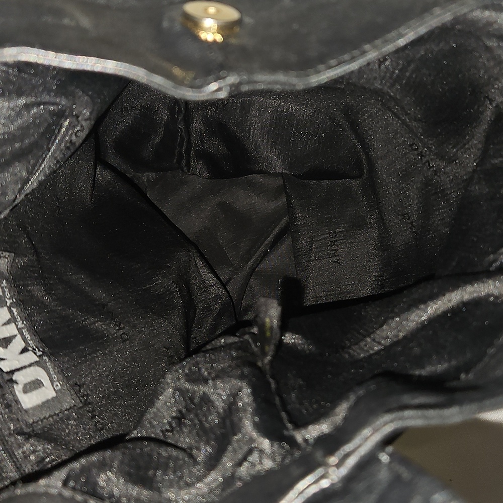 DKNY SLING BUCKET BAG VINTAGE Best Price Cool Bag Buy Me! - Picture 9 of 10